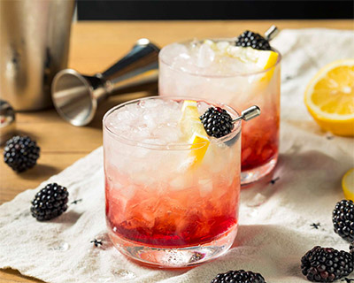 Bramble cocktail