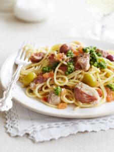 Spaghetti with red mullet ragout
