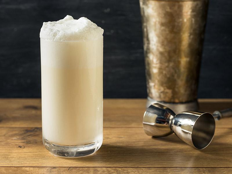 Ramos gin fizz